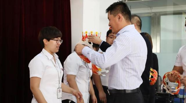 集團(tuán)九月份員工生日會