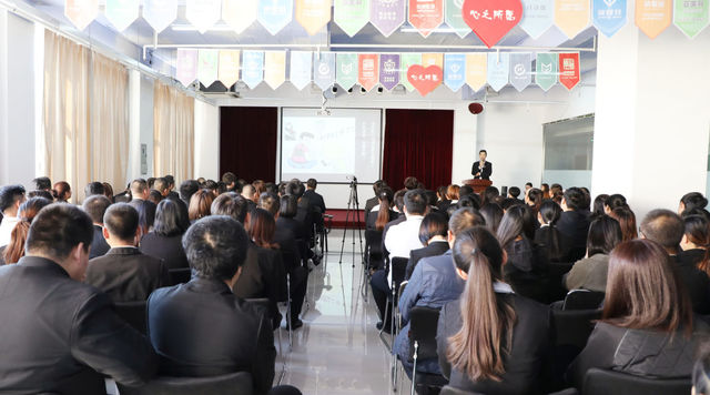 乾港早會(huì)演講